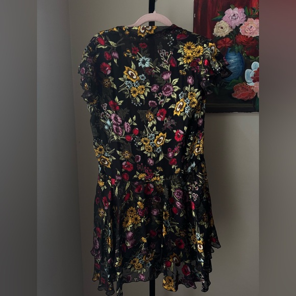 Alice + Olivia Black 3d Floral burnout Mini Dress size 6 - Picture 7 of 11